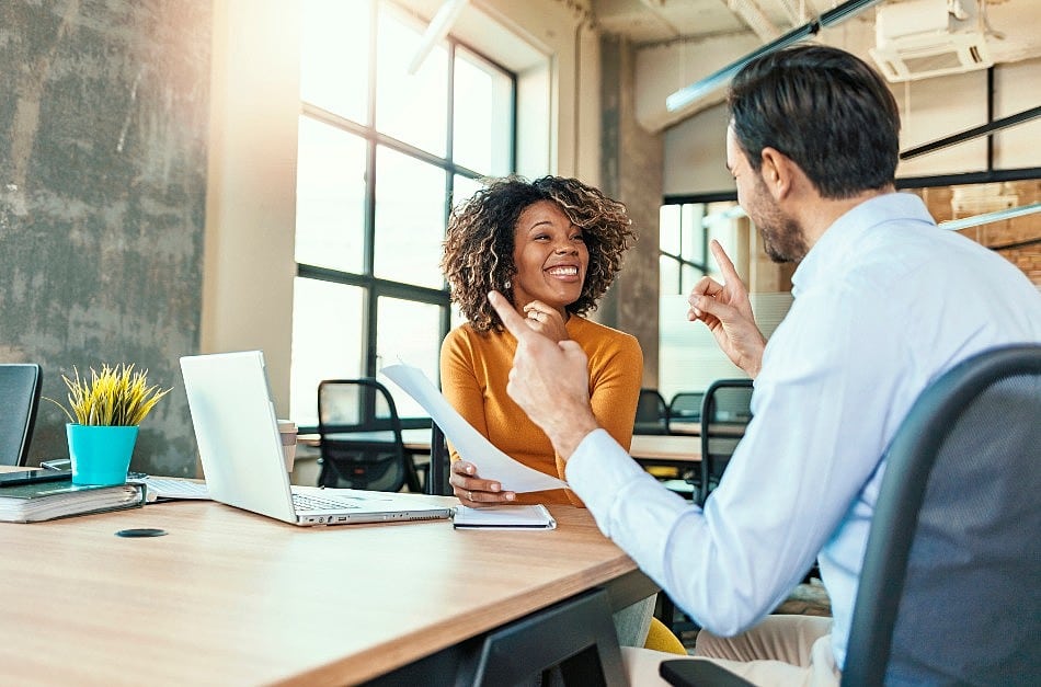 Descubra as profissões do futuro: vocabulários em inglês para o dia do trabalho